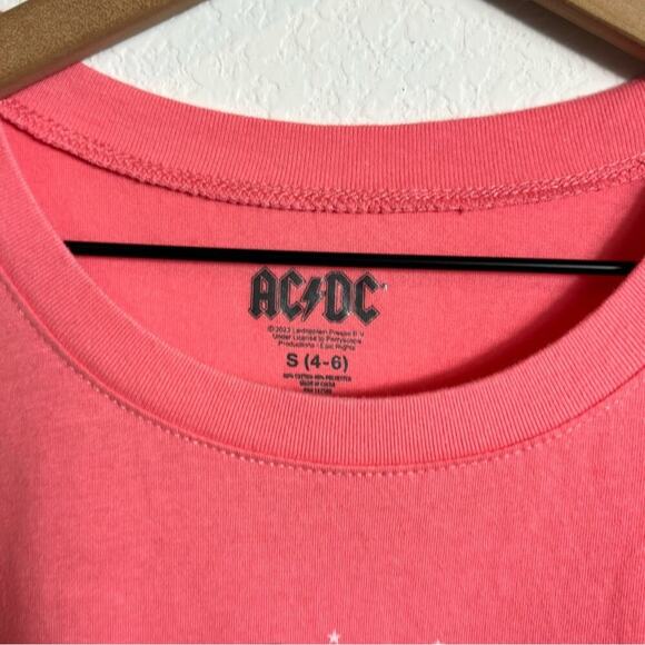 TIME AND TRUE WOMEN'S SLEEVELESS AC/DC GRAPHIC T-SHIRT SMALL BRAND NEW - Picture 4 of 5